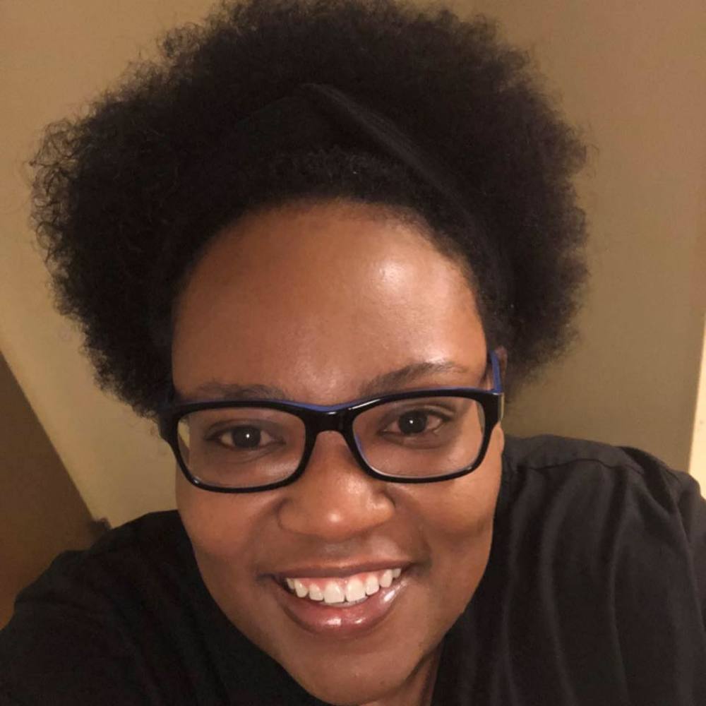 Meet your Posher, Tonya